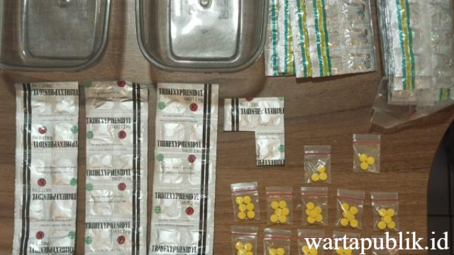 Polisi Amankan Pengedar Obat Keras Ilegal di Garut